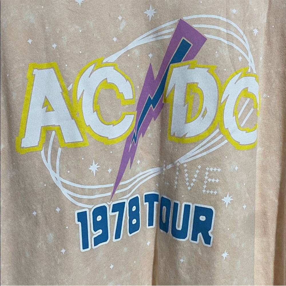 NEW Lucky Brand AC/DC 1978 Tour Graphic Tee - Picture 4 of 9